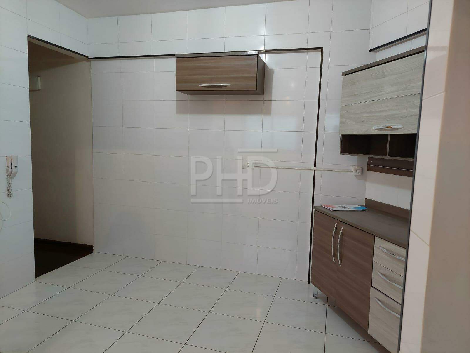 Apartamento à venda com 2 quartos, 70m² - Foto 17