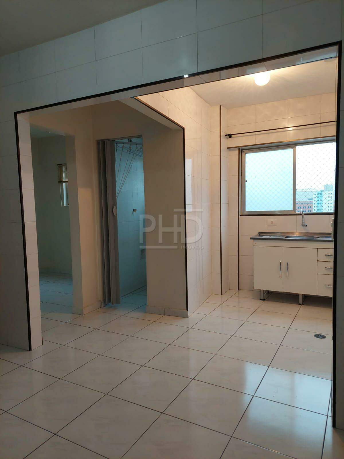 Apartamento à venda com 2 quartos, 70m² - Foto 18