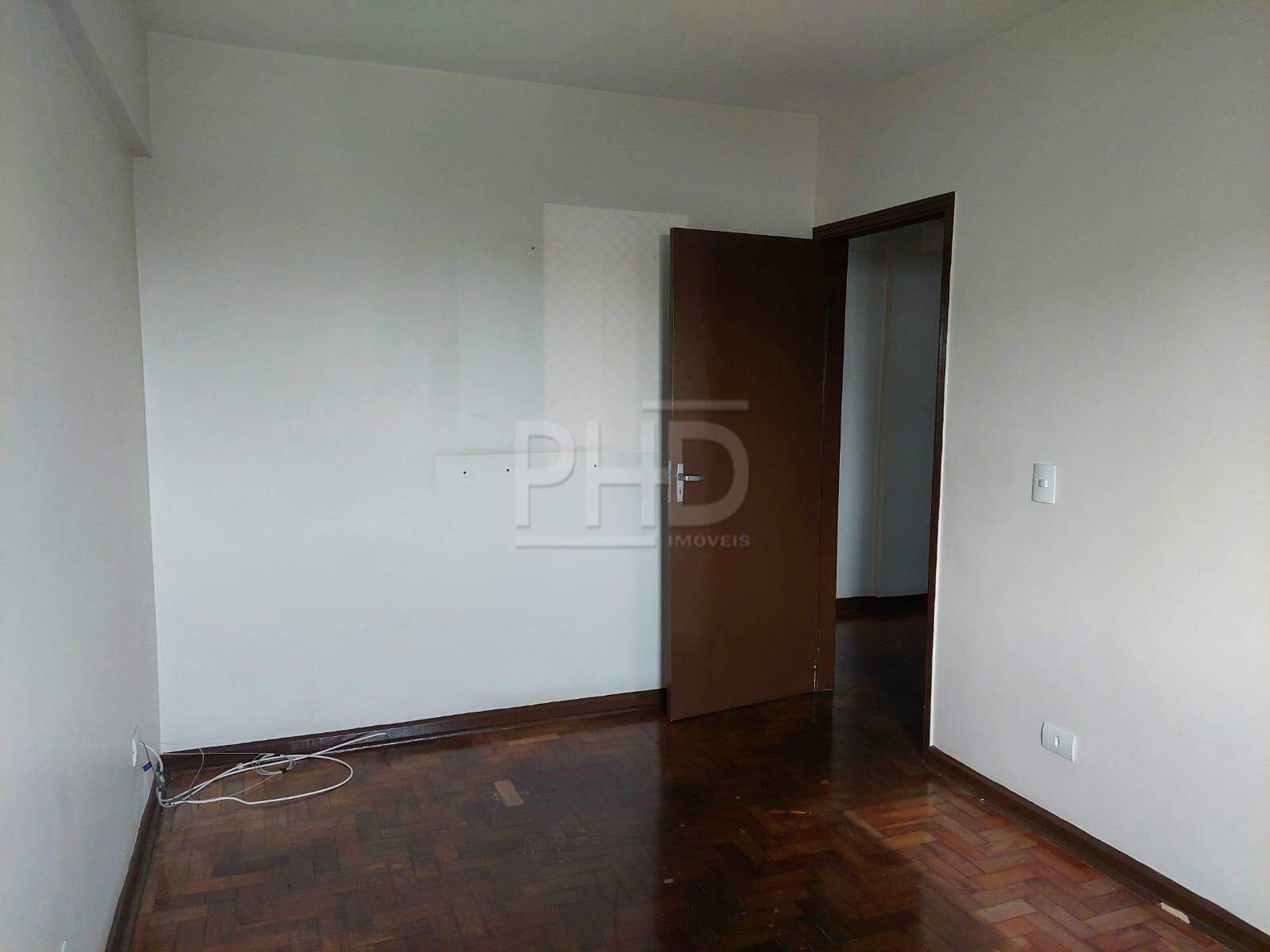 Apartamento à venda com 2 quartos, 70m² - Foto 27