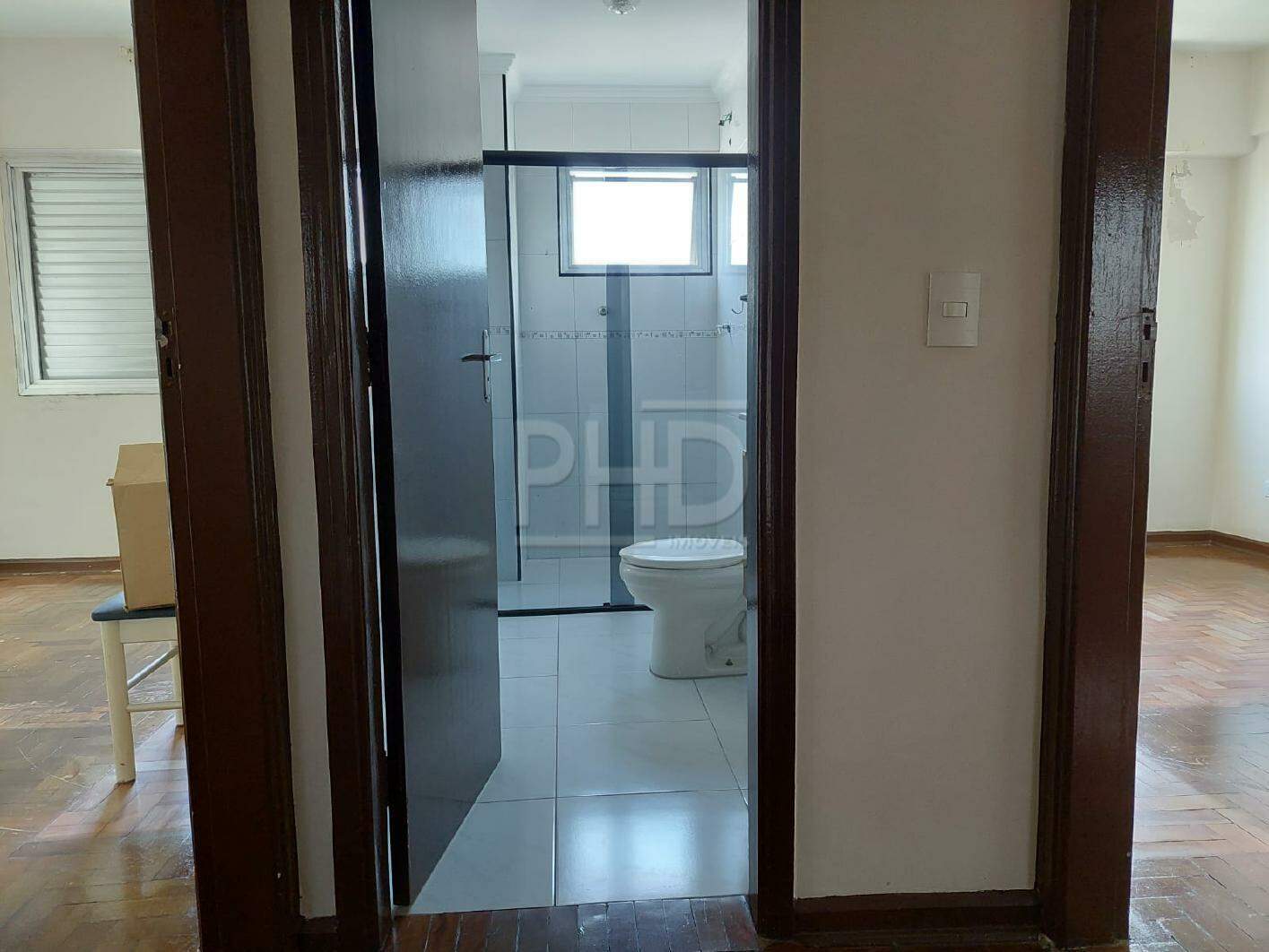 Apartamento à venda com 2 quartos, 70m² - Foto 32