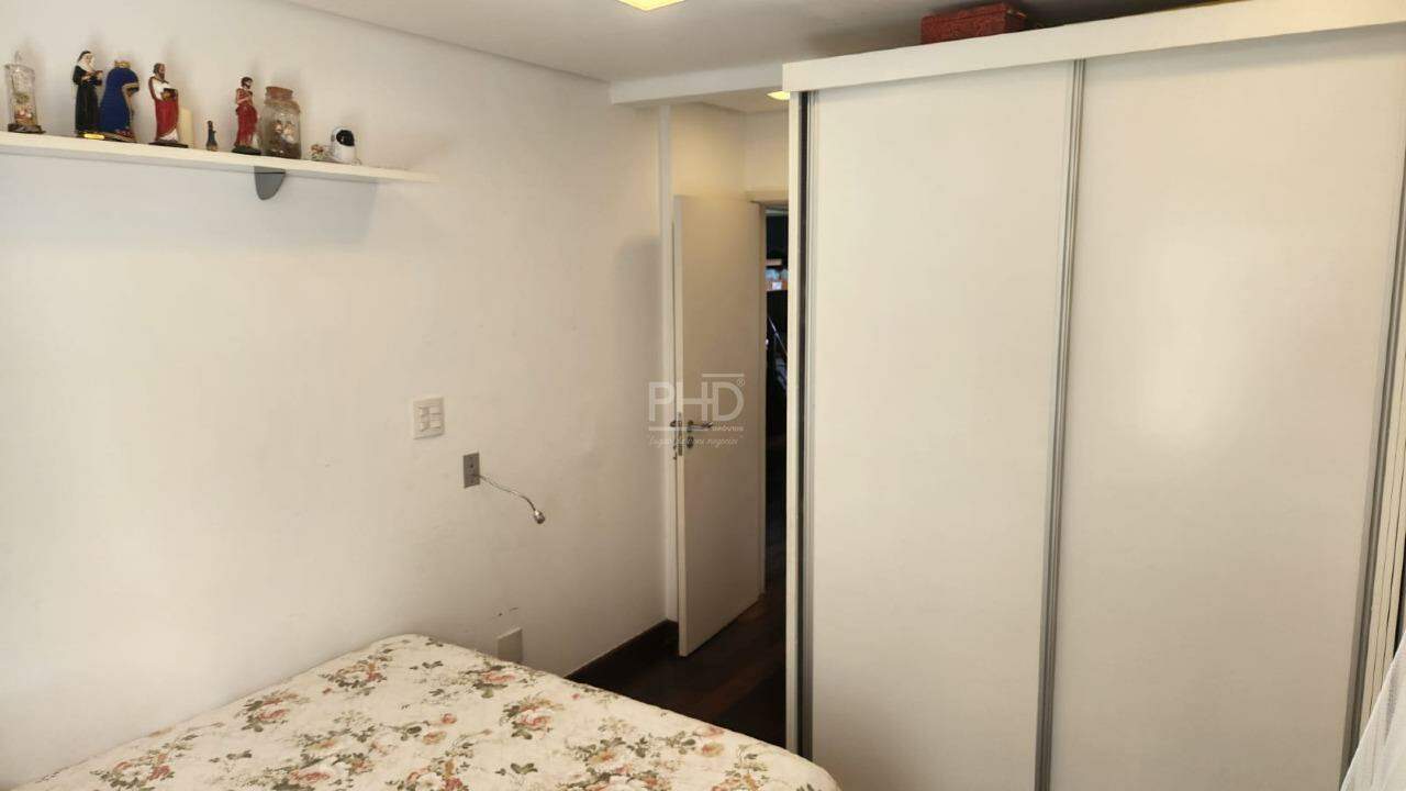 Apartamento à venda com 3 quartos, 123m² - Foto 10