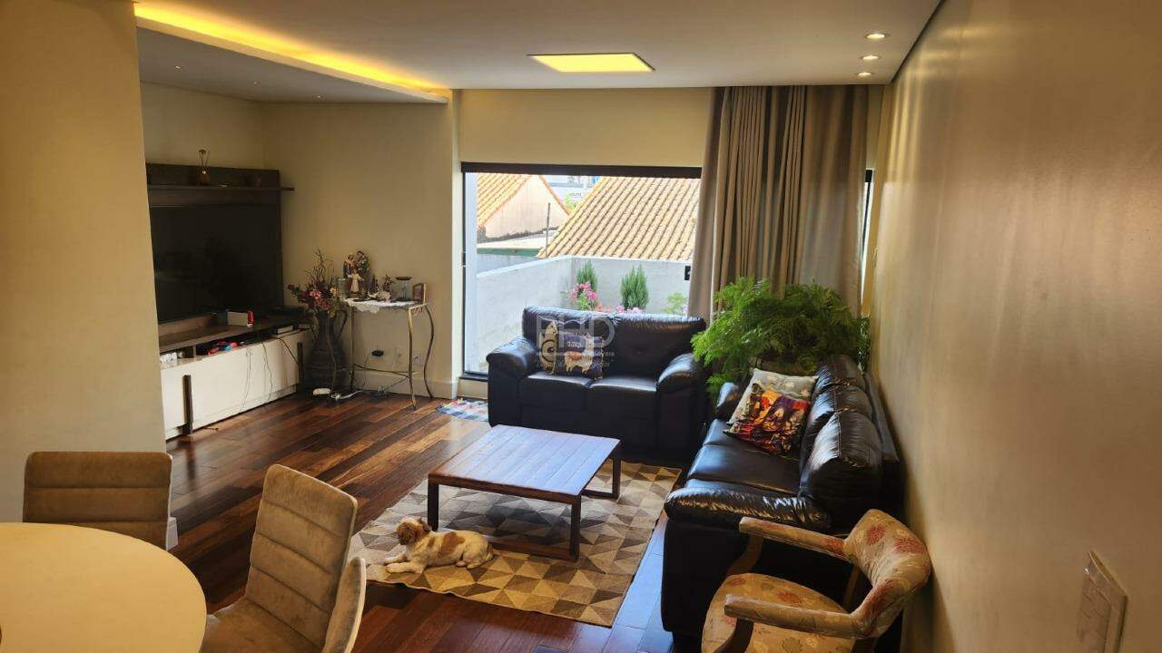 Apartamento à venda com 3 quartos, 123m² - Foto 2