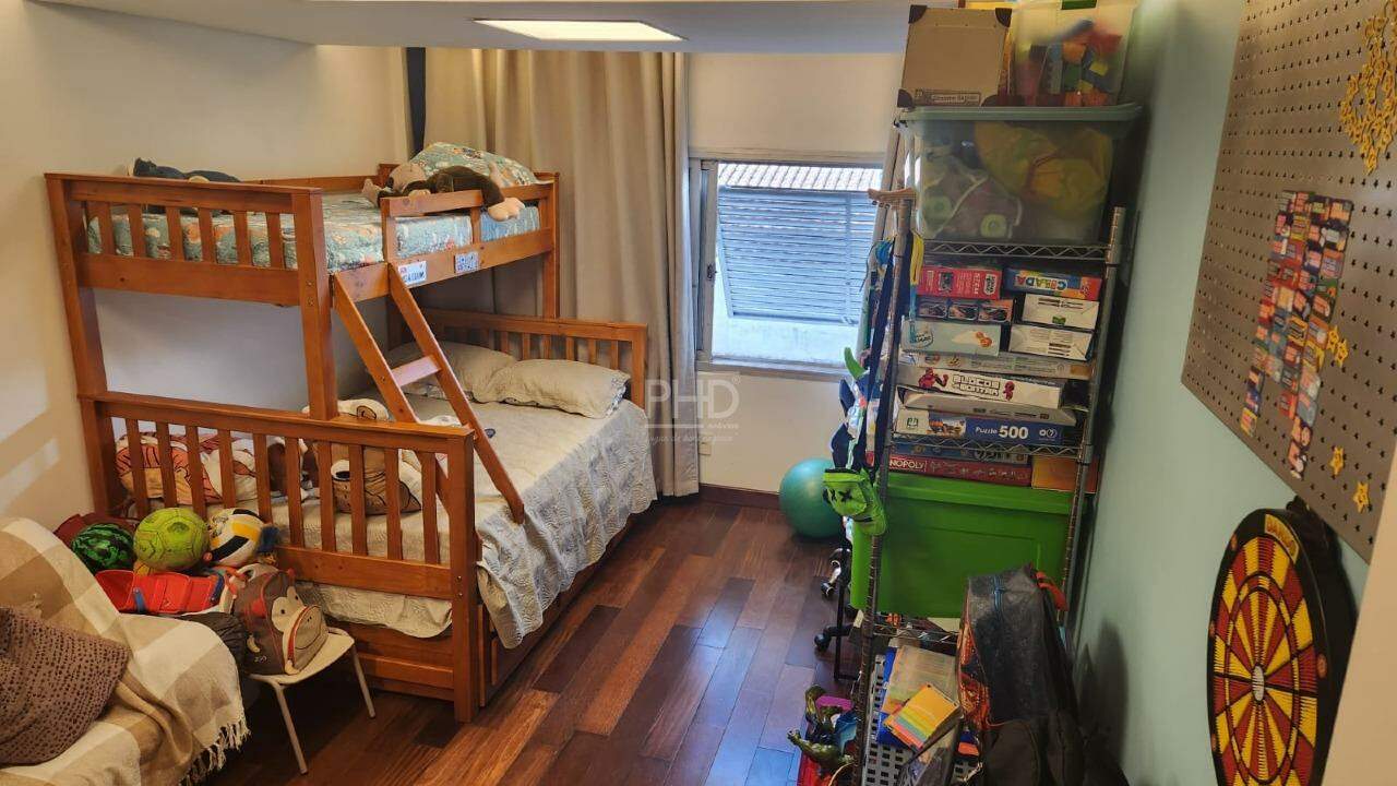 Apartamento à venda com 3 quartos, 123m² - Foto 13