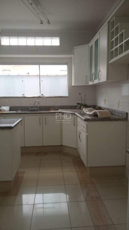 Sobrado para alugar com 3 quartos, 180m² - Foto 4