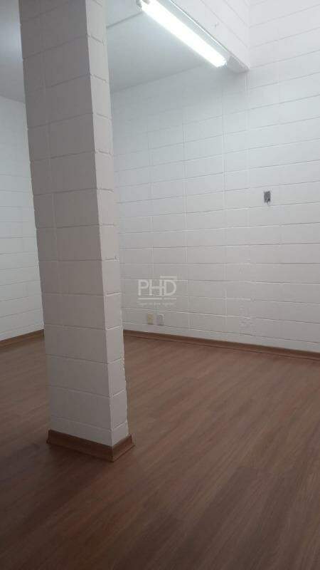 Sobrado para alugar com 3 quartos, 180m² - Foto 9