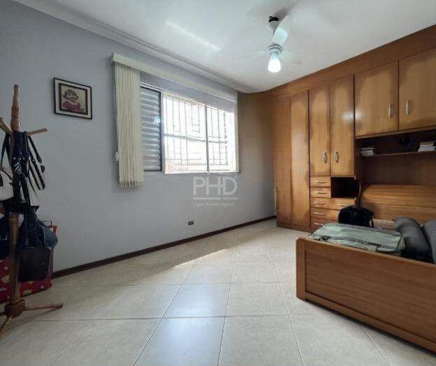 Sobrado à venda com 3 quartos, 210m² - Foto 4