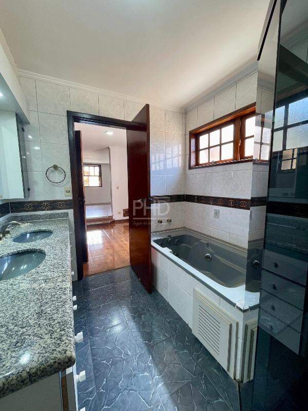 Sobrado à venda com 4 quartos, 361m² - Foto 22