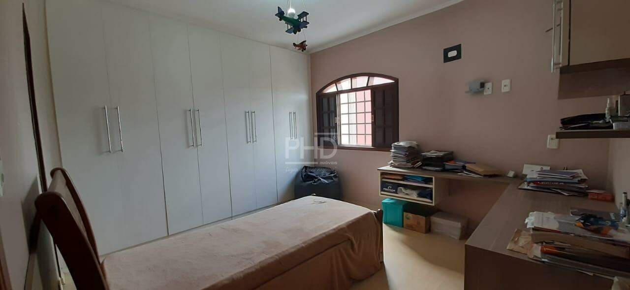 Sobrado à venda com 3 quartos, 250m² - Foto 13