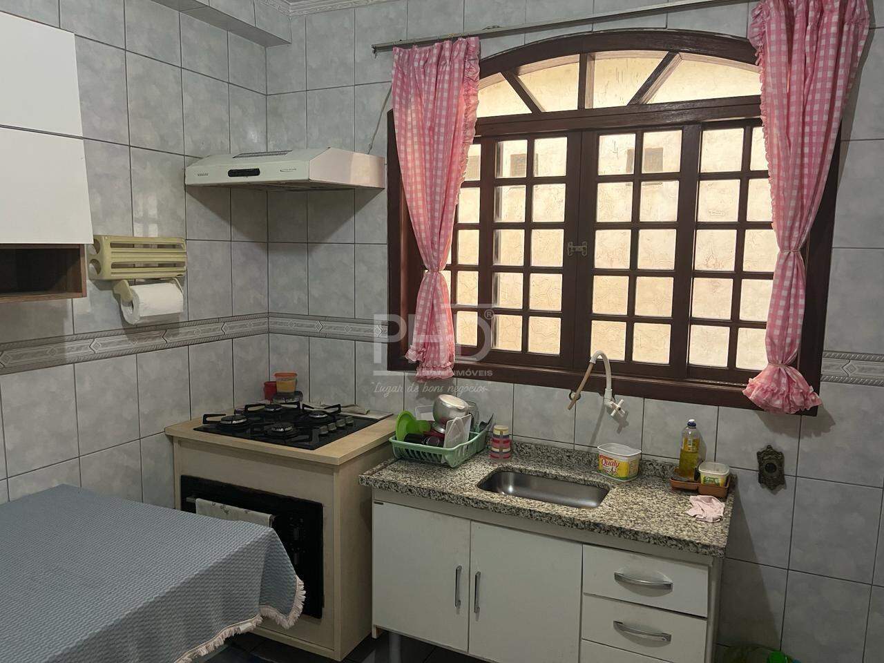 Sobrado à venda com 6 quartos, 240m² - Foto 3