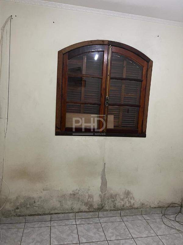 Sobrado à venda com 6 quartos, 240m² - Foto 4