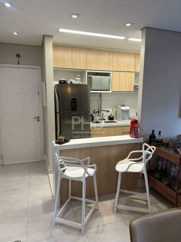 Apartamento à venda com 3 quartos, 77m² - Foto 9