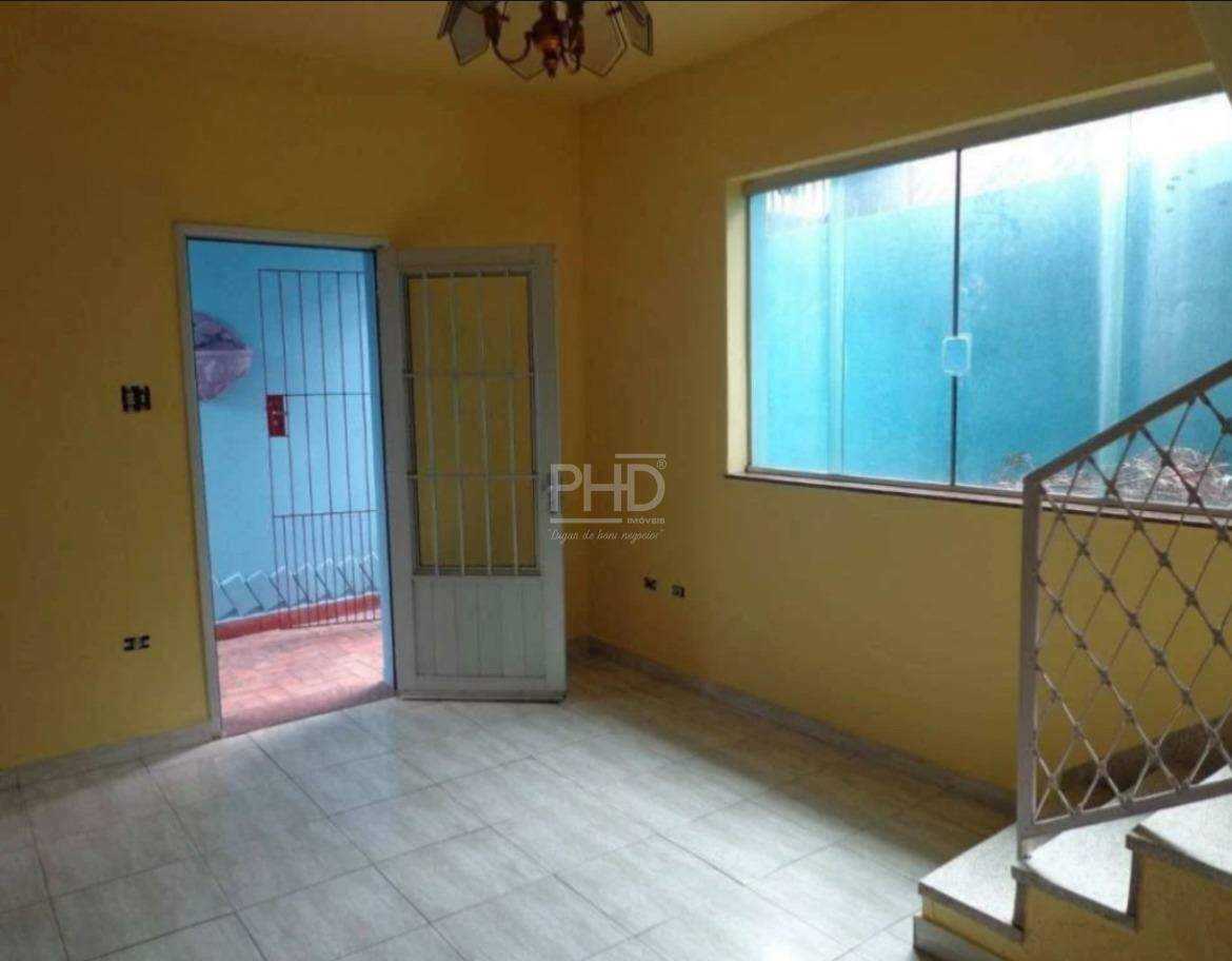 Sobrado à venda com 3 quartos, 177m² - Foto 2