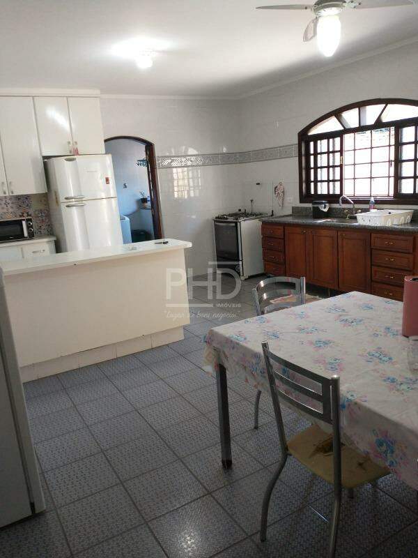 Sobrado à venda com 3 quartos, 212m² - Foto 5