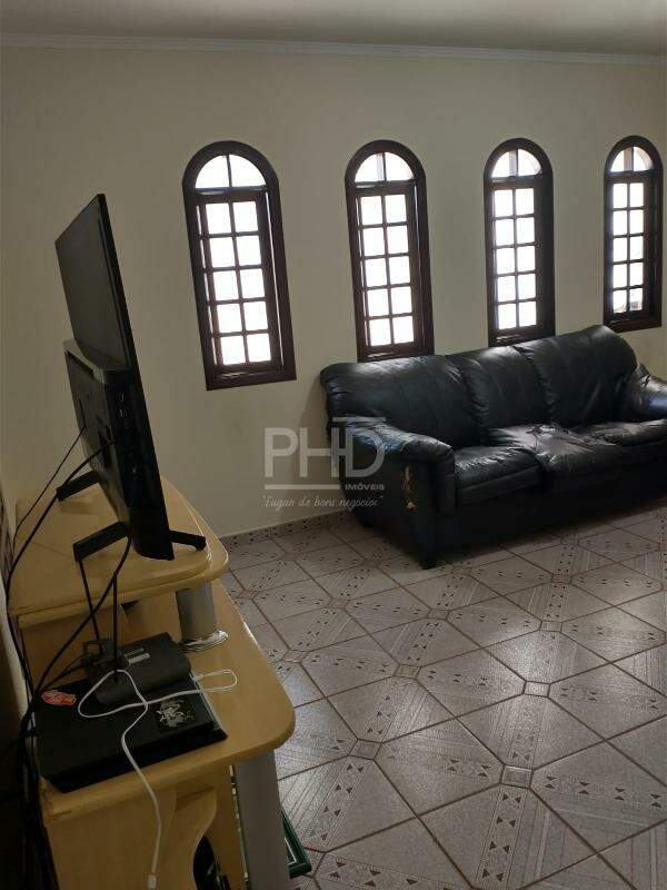 Sobrado à venda com 3 quartos, 212m² - Foto 2