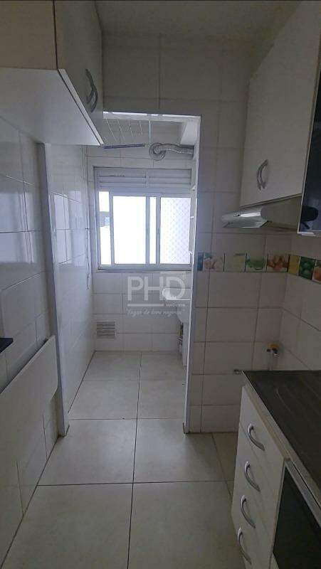 Apartamento à venda com 2 quartos, 55m² - Foto 11