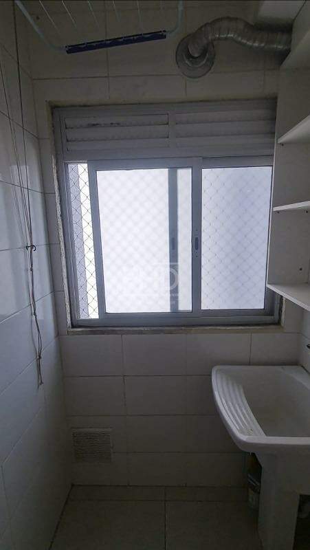 Apartamento à venda com 2 quartos, 55m² - Foto 22