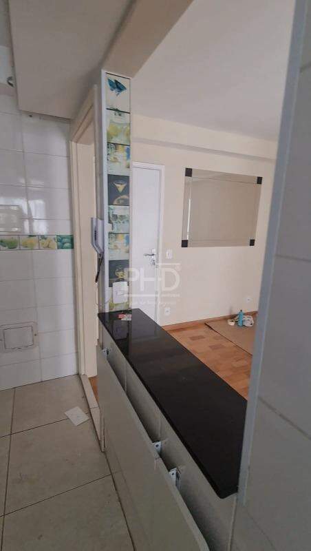 Apartamento à venda com 2 quartos, 55m² - Foto 7