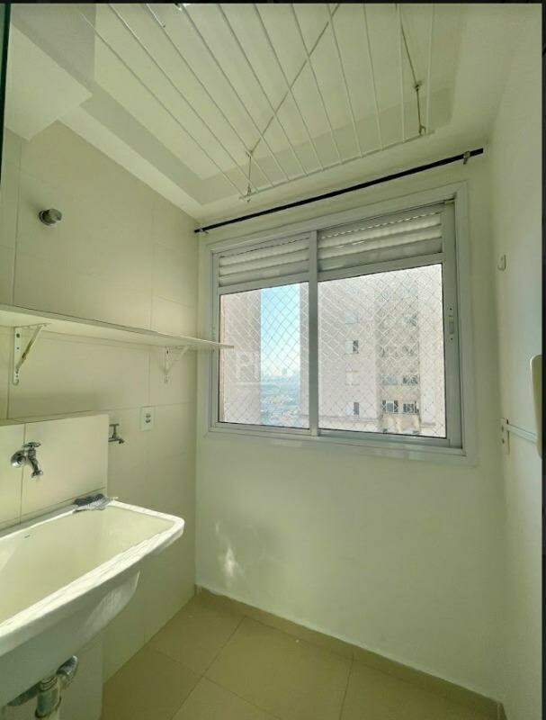 Apartamento à venda com 2 quartos, 74m² - Foto 18