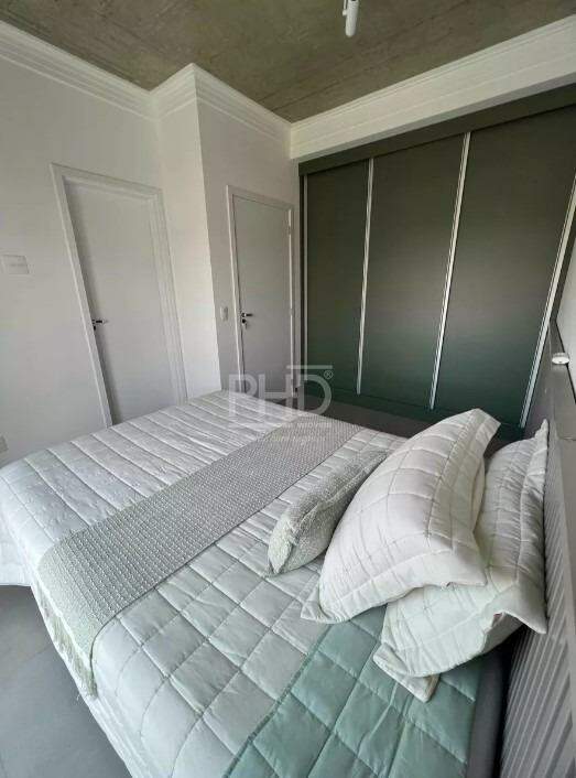 Apartamento à venda com 3 quartos, 165m² - Foto 18