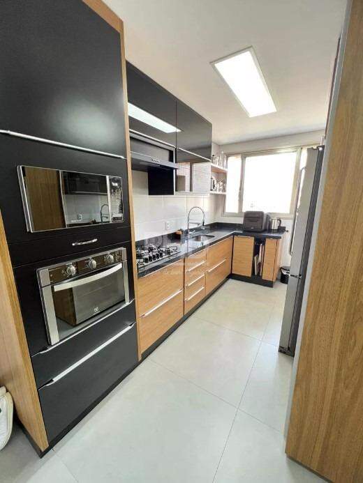 Apartamento à venda com 3 quartos, 165m² - Foto 10