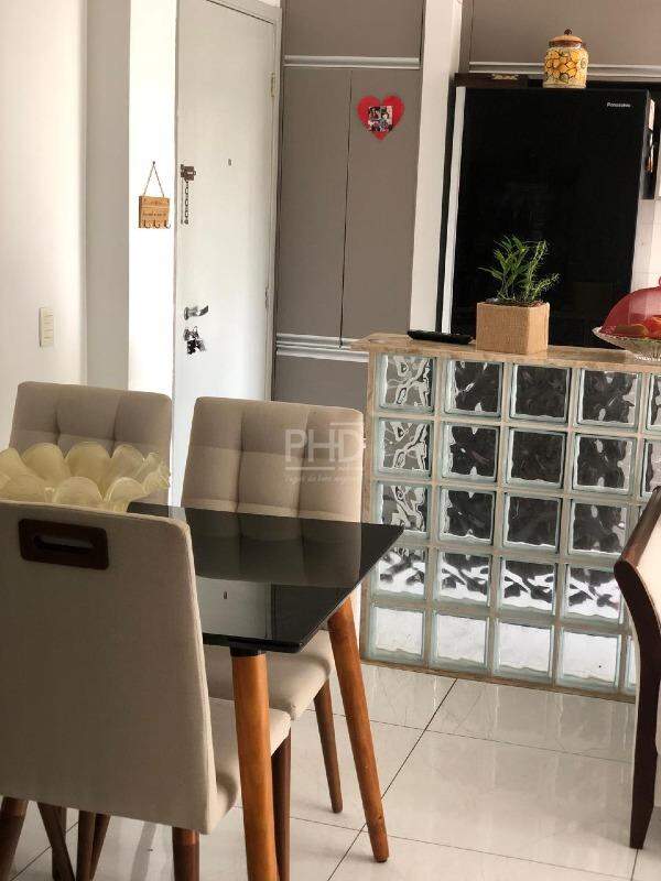 Apartamento à venda com 2 quartos, 56m² - Foto 4