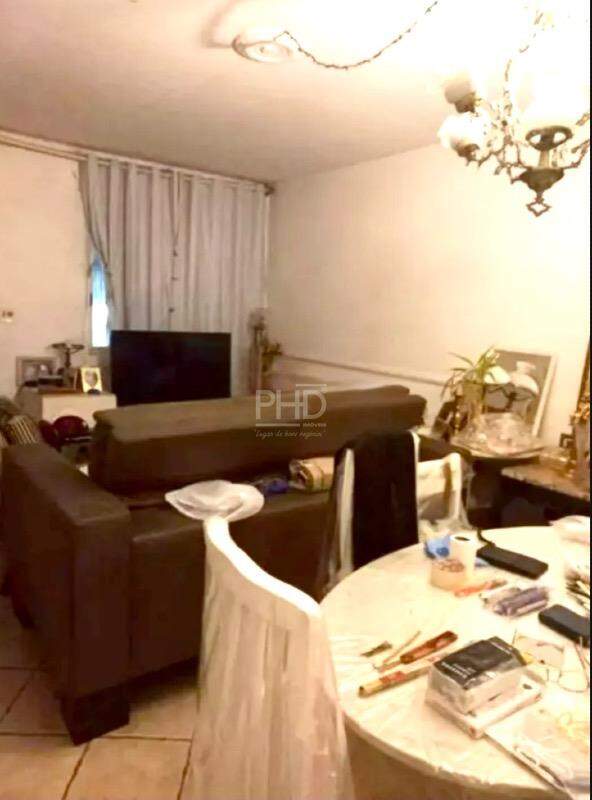 Sobrado à venda com 3 quartos, 143m² - Foto 1