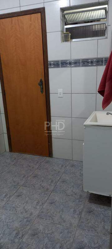 Sobrado à venda com 2 quartos, 190m² - Foto 14