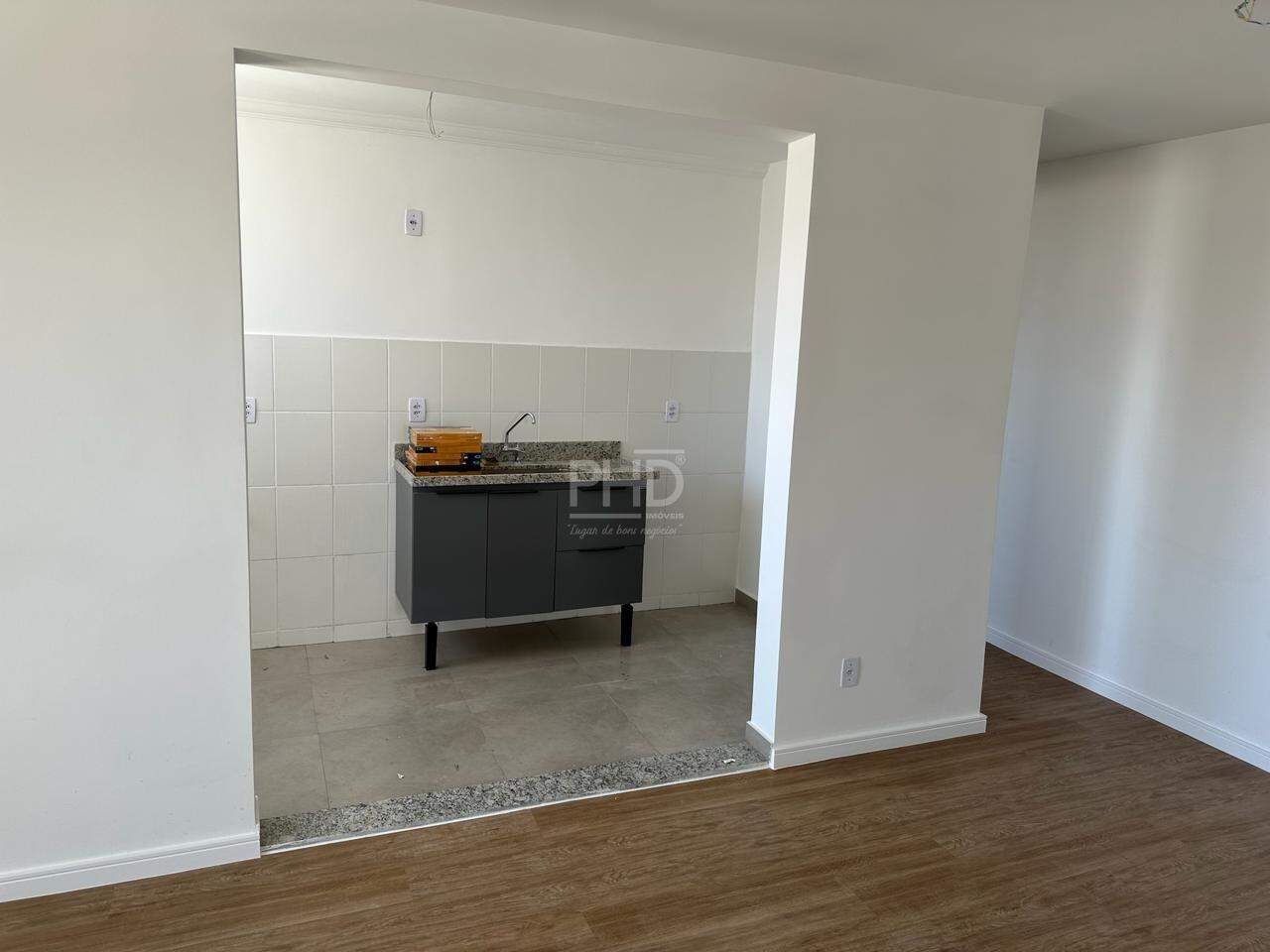 Apartamento à venda com 2 quartos, 51m² - Foto 4