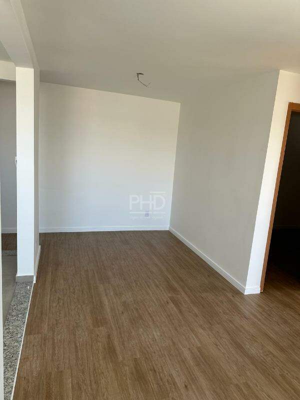 Apartamento à venda com 2 quartos, 51m² - Foto 3