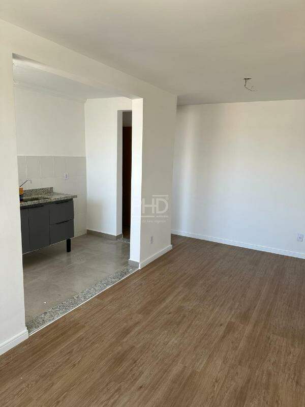 Apartamento à venda com 2 quartos, 51m² - Foto 2