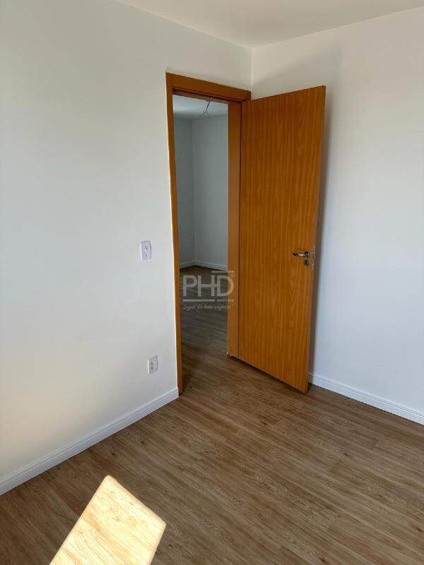 Apartamento à venda com 2 quartos, 51m² - Foto 7