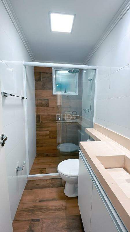 Apartamento à venda com 2 quartos, 67m² - Foto 13