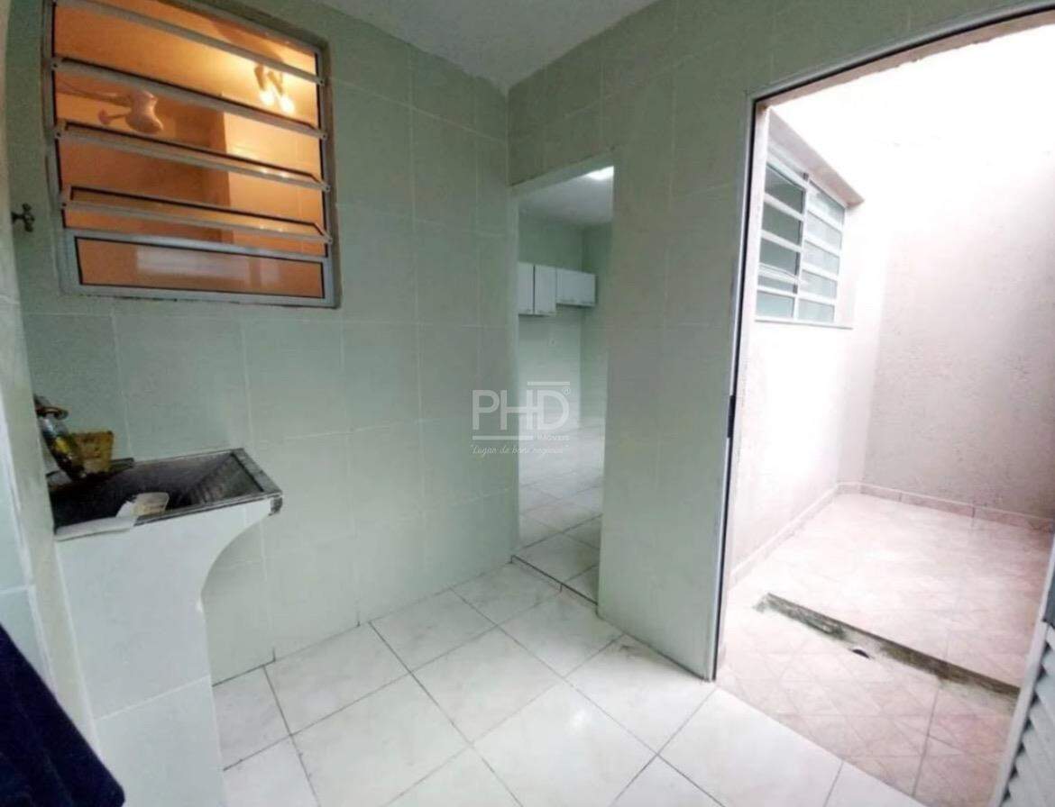 Sobrado à venda com 2 quartos, 122m² - Foto 13