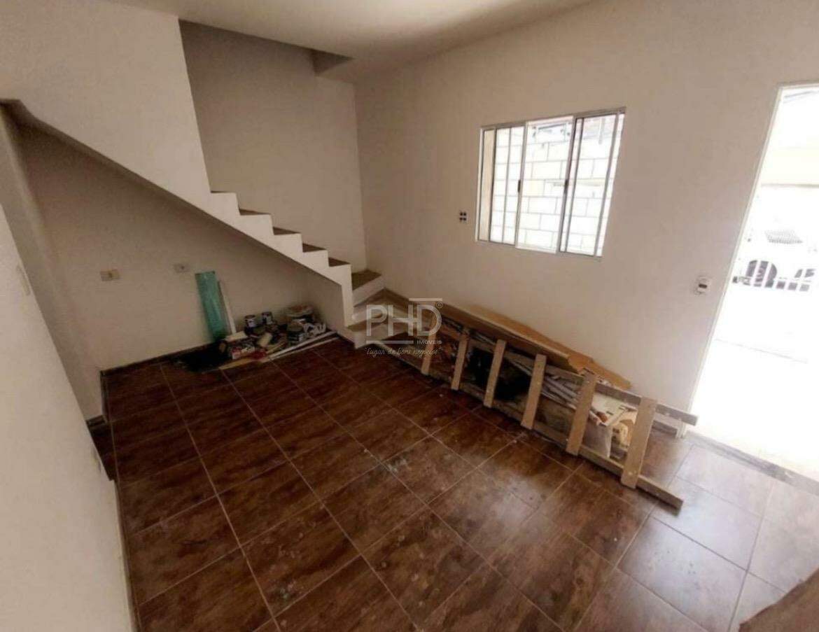 Sobrado à venda com 2 quartos, 122m² - Foto 2