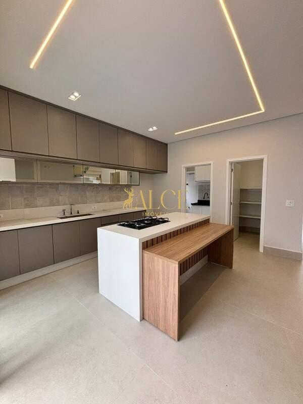 Casa Sobrado à venda Residencial Terra Magna: 