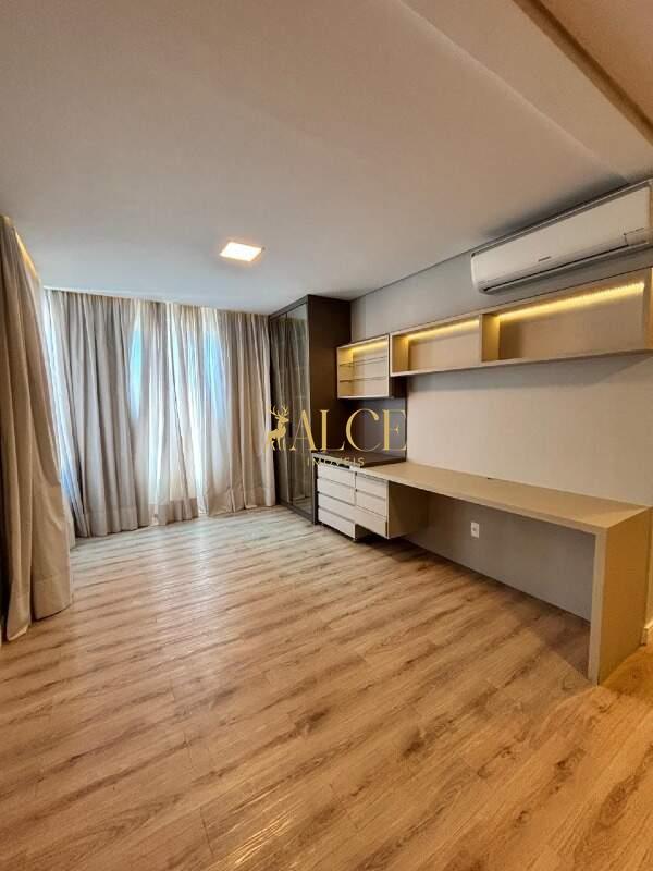 Casa Sobrado à venda Cond Residencial Vila Romana: 