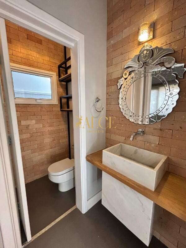 Casa Sobrado à venda Cond Residencial Vila Romana: 