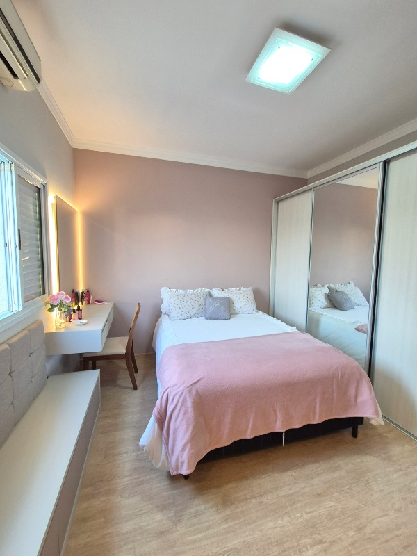 Casa Sobrado à venda Jardim Esplanada: 