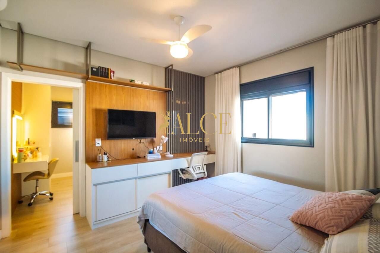 Casa Sobrado à venda Cond Dona Maria José: 