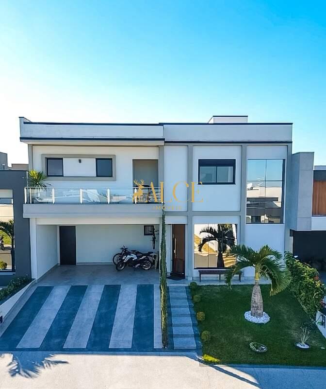 Casa Sobrado à venda Cond Dona Maria José: 