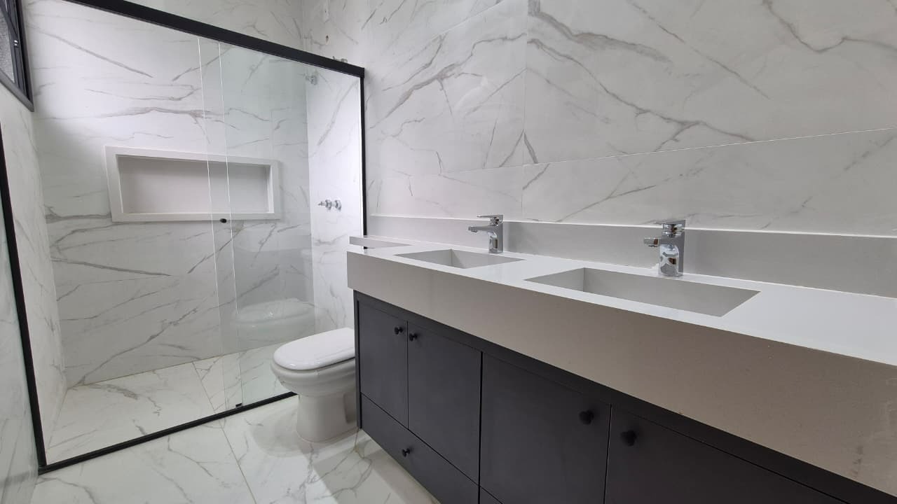 Casa à venda Jardim Laguna: 