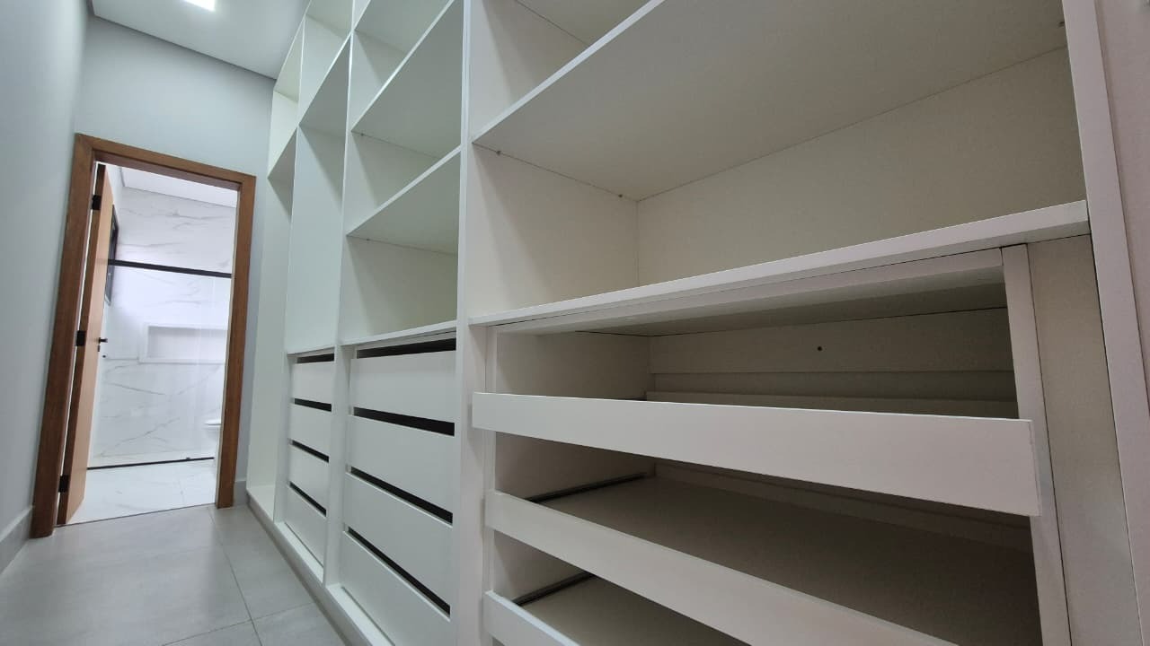 Casa à venda Jardim Laguna: 