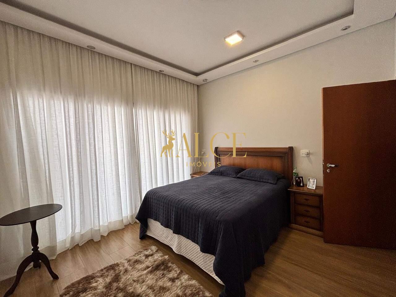 Casa Sobrado à venda Residencial Dona Maria José: 