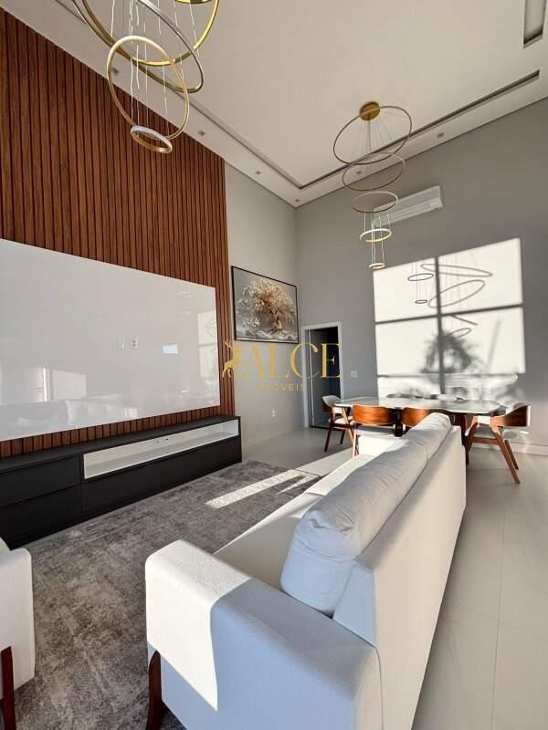 Casa à venda Cond Dona Maria Candida: 