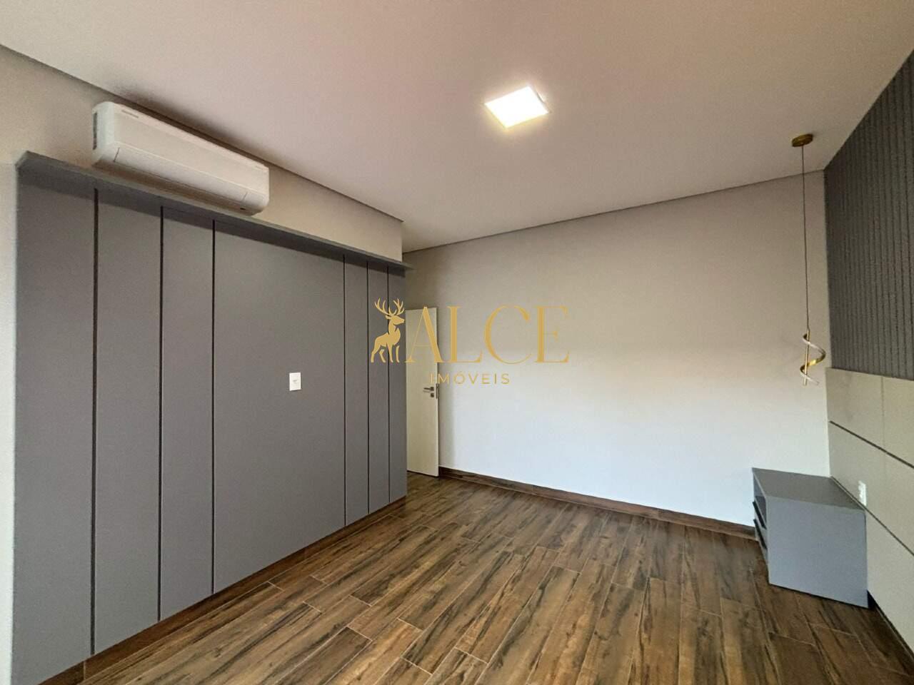 Casa à venda Cond Dona Maria Candida: 