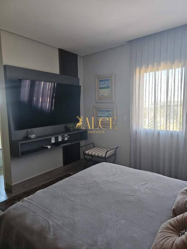 Casa à venda Jardim Esplanada: 