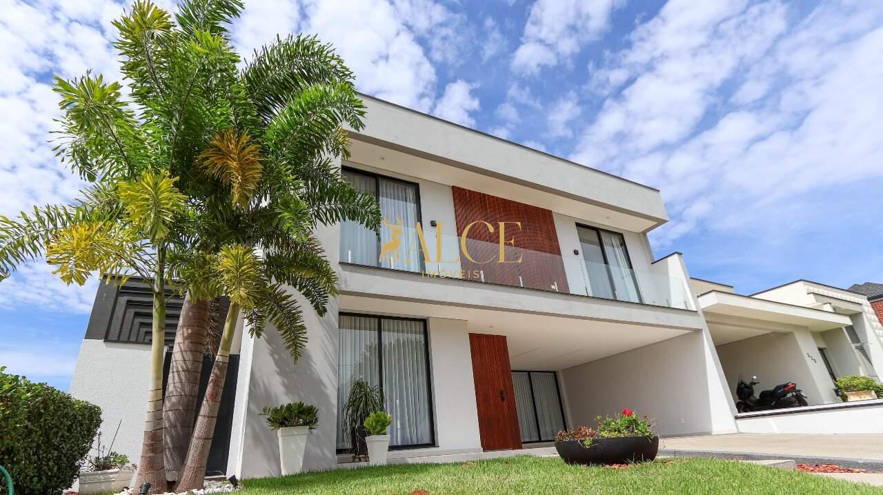 Casa Sobrado à venda Cond Di Roma: 