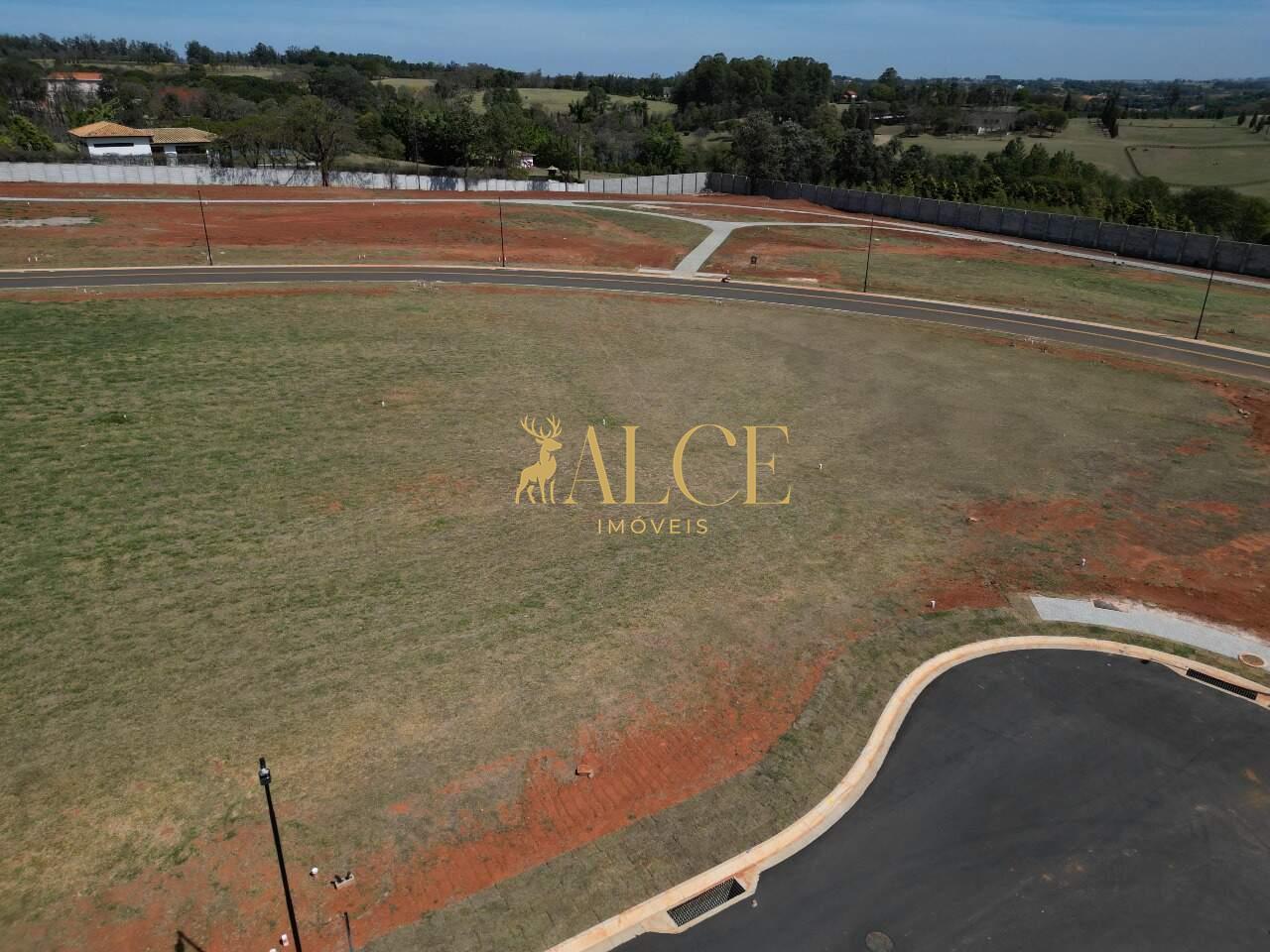 Terreno à venda Parque das Bandeiras: 