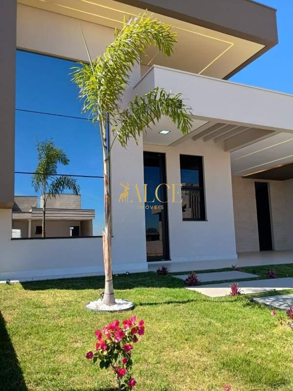 Casa à venda Cond Dona Maria Candida: 