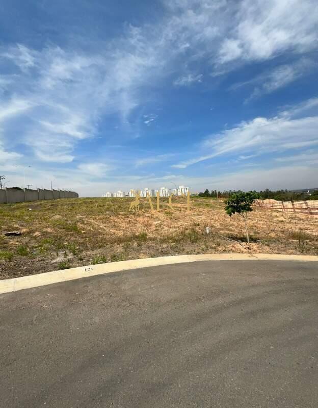 Terreno à venda Jardim Casablanca: 